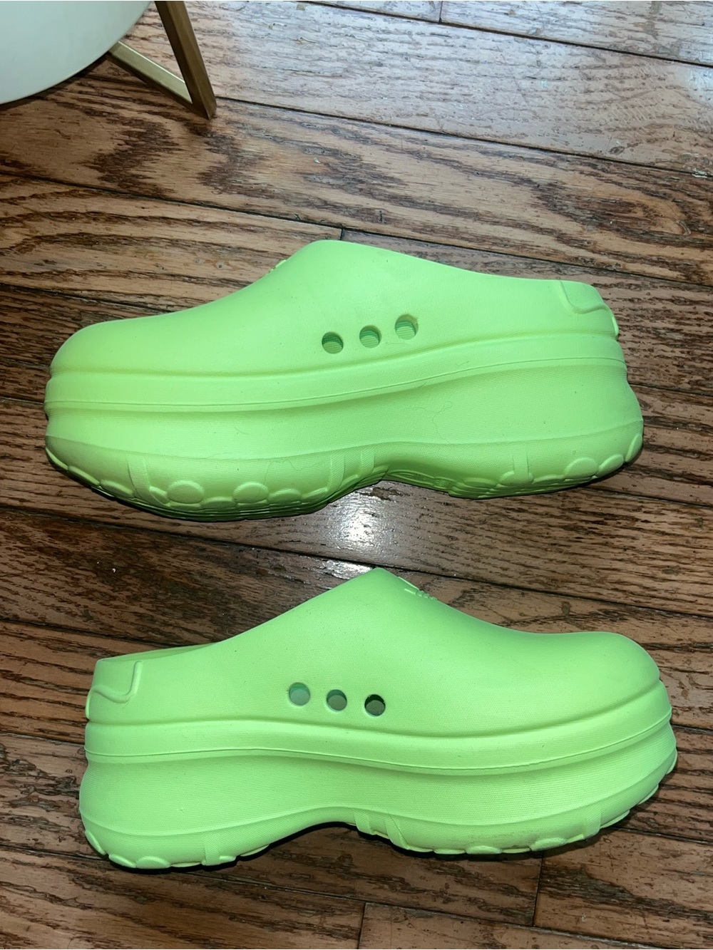 Chunky Lime Green Adidas Clogs - Size 7 - Picture 3 of 5